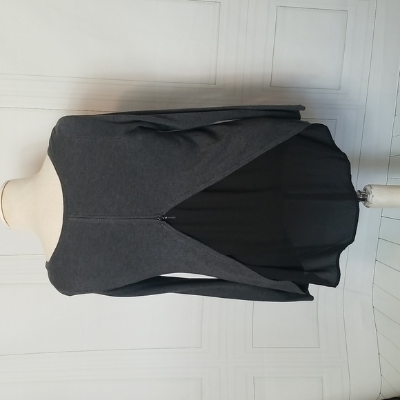 Torrid SZ 00 /Womens M/L Sweatshirt NEW Gray & Black Splt Back Lagenlook Layered - Picture 6 of 12